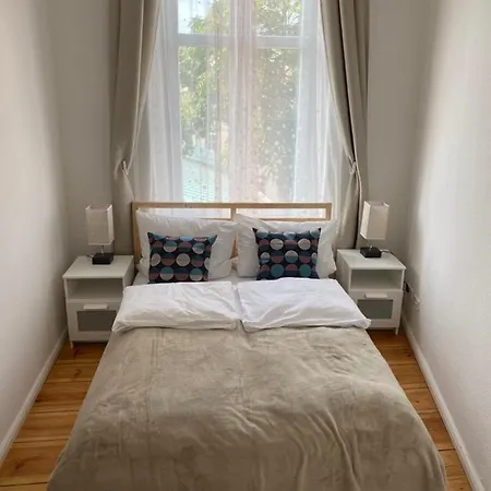 Grosszuegiges 2-zimmer-appartement Im Zentrum Von Direkt An Der Havel *