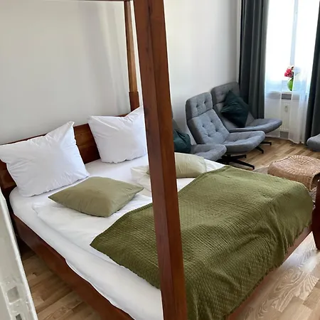 Grosszuegiges 2-zimmer-appartement Im Zentrum Von Direkt An Der Havel * Потсдам