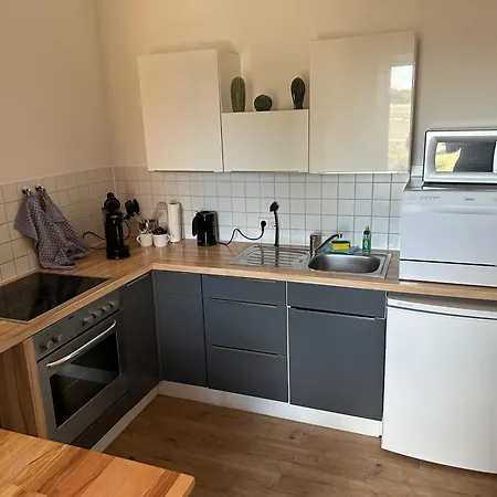 Grosszuegiges 2-zimmer-appartement Im Zentrum Von Direkt An Der Havel Апартаменты Потсдам