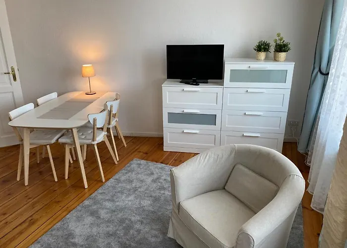 Grosszuegiges 2-zimmer-appartement Im Zentrum Von Direkt An Der Havel * 波茨坦