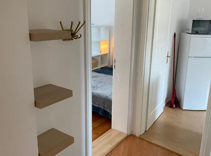 公寓 Grosszuegiges 2-zimmer-appartement Im Zentrum Von Direkt An Der Havel